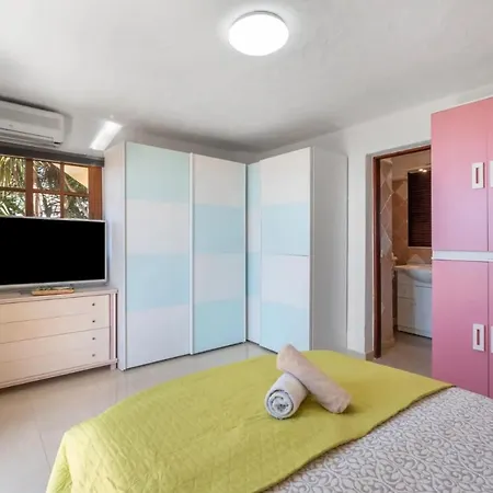 Διαμέρισμα Estudio Tenades *