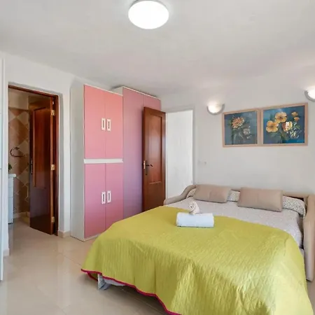 Estudio Tenades Διαμέρισμα *
